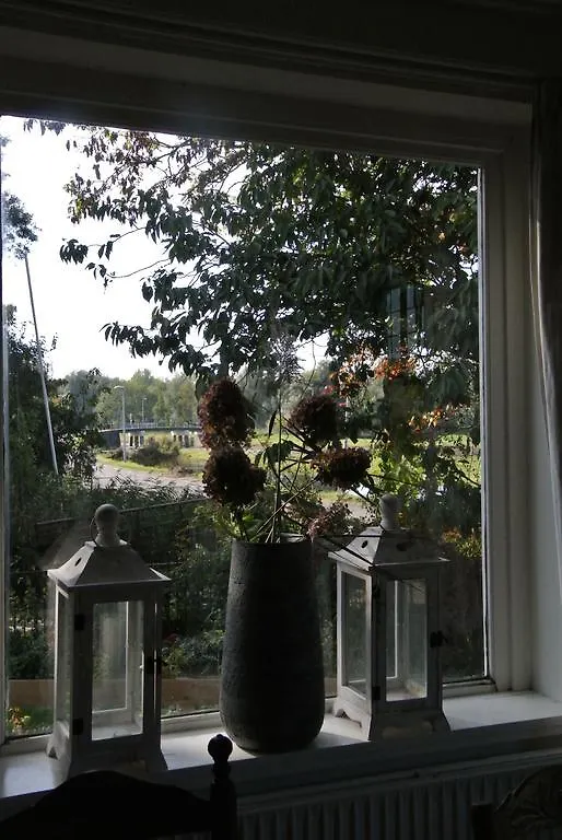 Appartement Voorhuis En Chalet Klein Waterland Amsterdam Bed & Breakfast